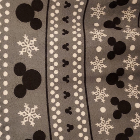 Mickey Mouse Pajama Top Size M - Picture 2 of 4